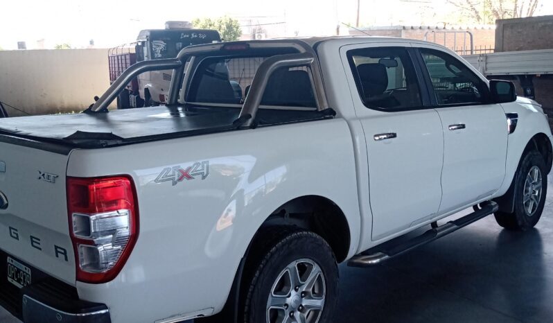 
								FORD RANGER 2015 XLT 4X4 full									