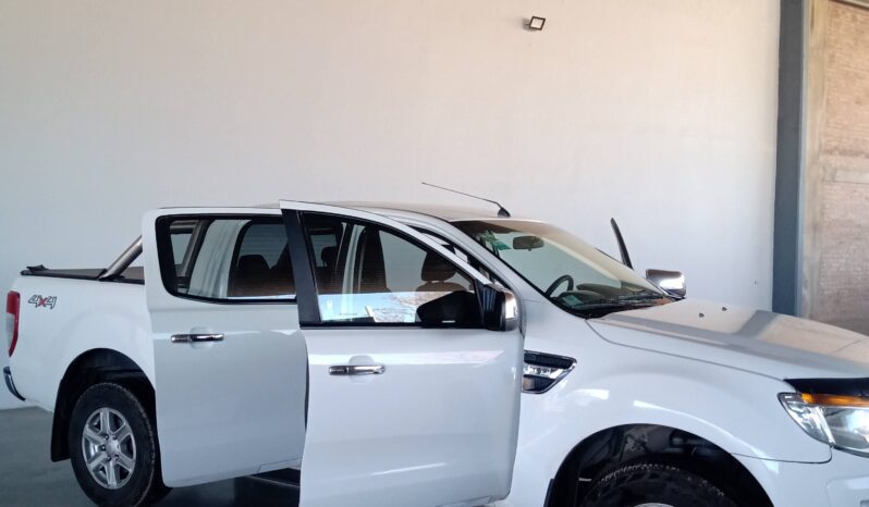 
								FORD RANGER 2015 XLT 4X4 full									