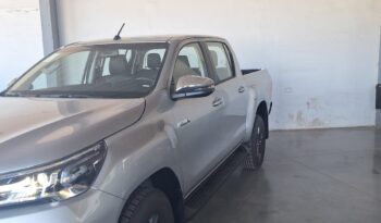 
									TOYOTA HILUX SRV 2023 0 KM ( Patentada ) full								